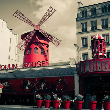 Elegant In Avenue Kléber, 16th