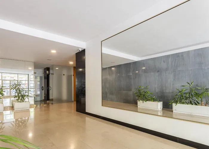 Elegant In Avenue Kléber, 16th *